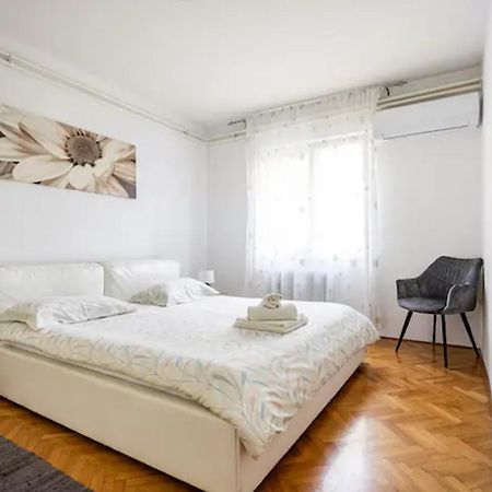 Apartment Tomas,,,Spacious House With Private Parking,Terrace,5G Internet,,,,, Zadar Exteriér fotografie