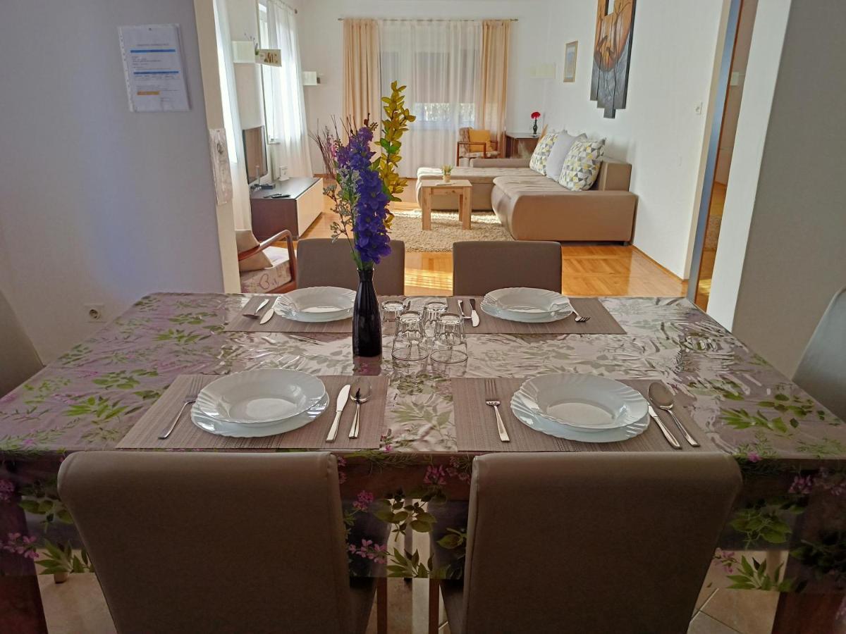 Apartment Tomas,,,Spacious House With Private Parking,Terrace,5G Internet,,,,, Zadar Exteriér fotografie
