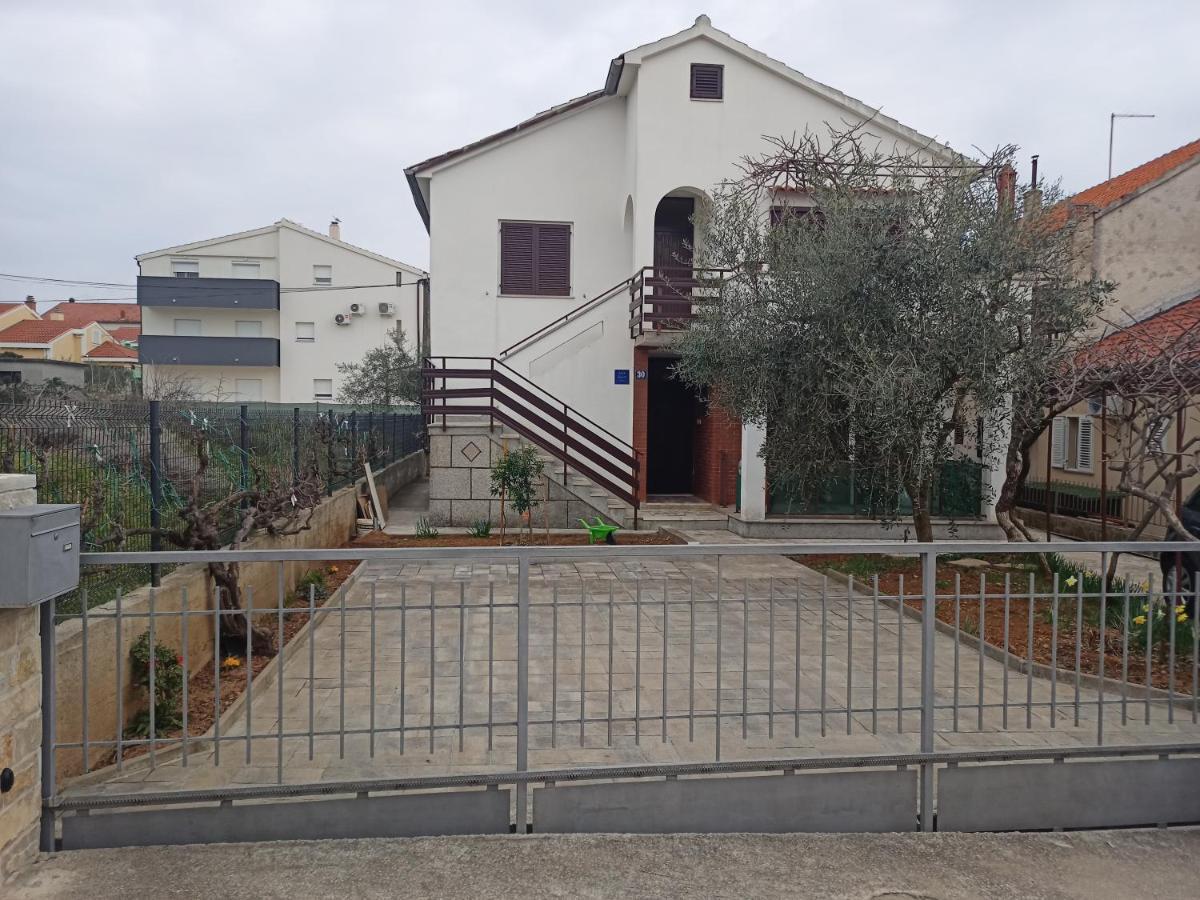 Apartment Tomas,,,Spacious House With Private Parking,Terrace,5G Internet,,,,, Zadar Exteriér fotografie